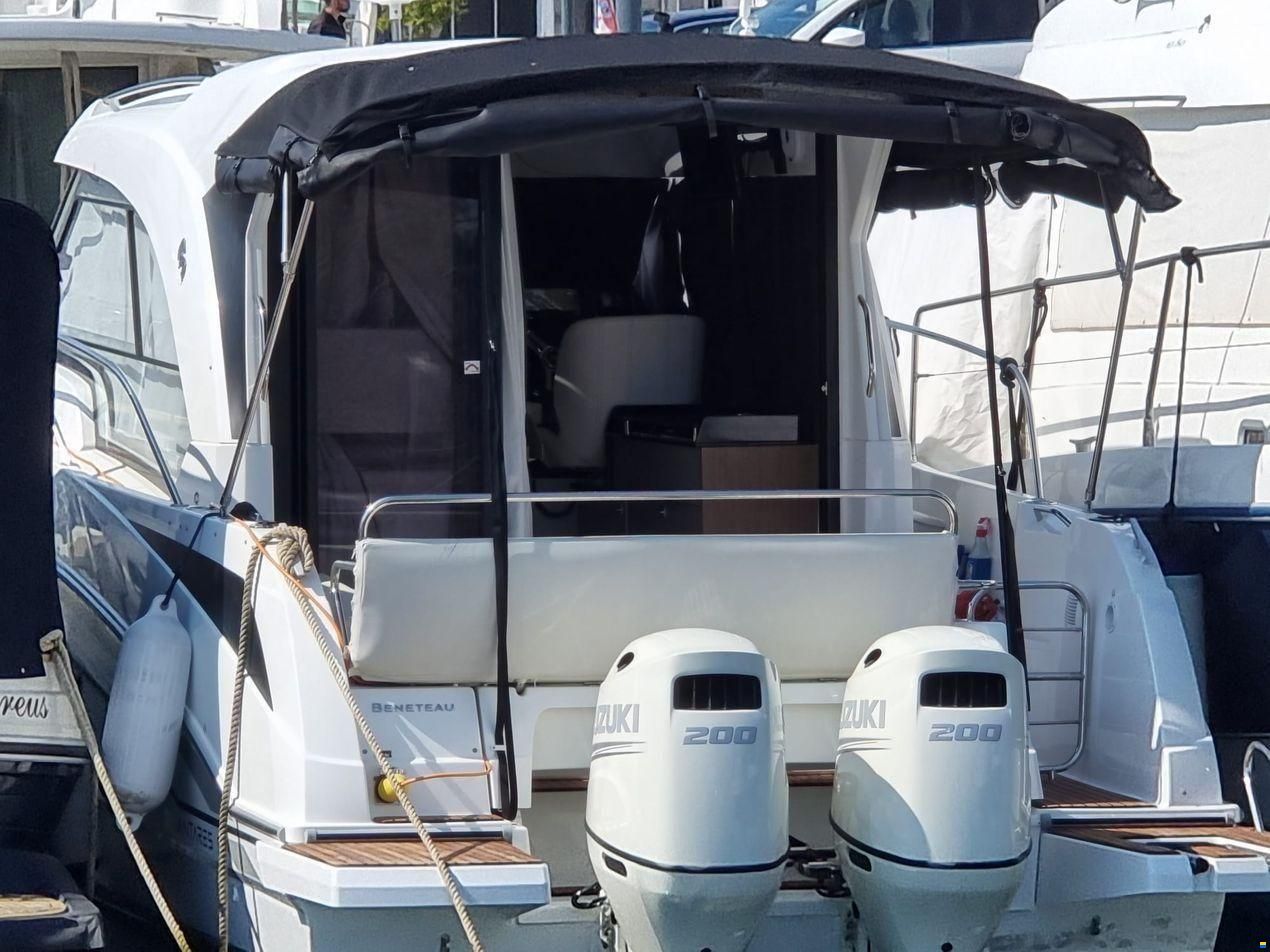 Beneteau Antares 9