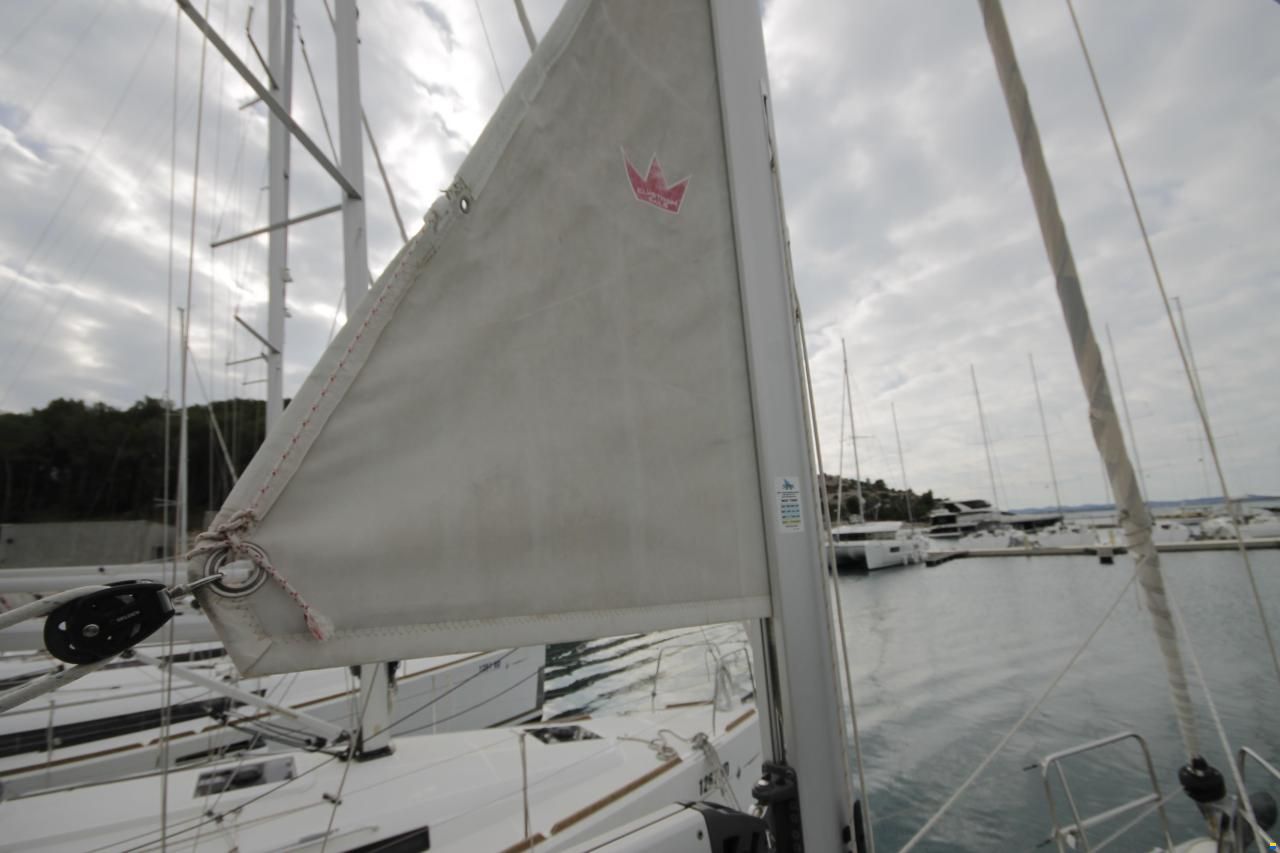 Bavaria Cruiser 34