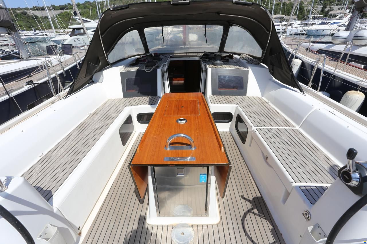 Dufour 560 Grand Large
