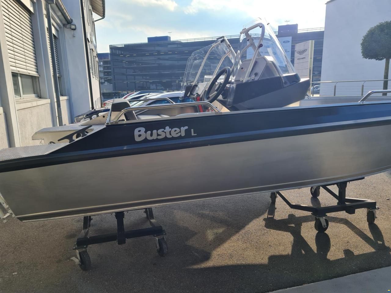 Buster L2