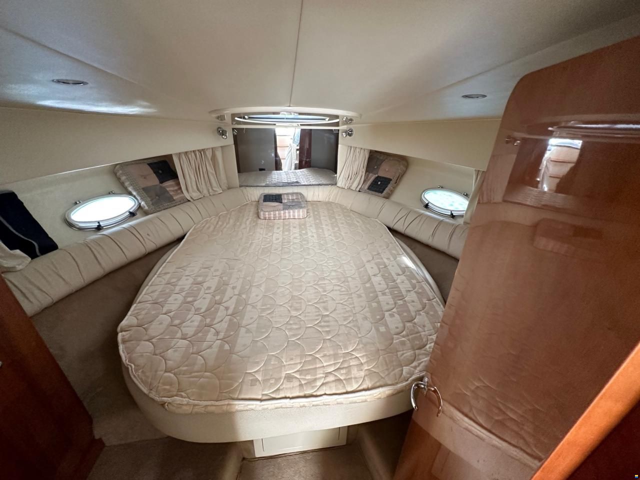 Sessa OYSTER 40