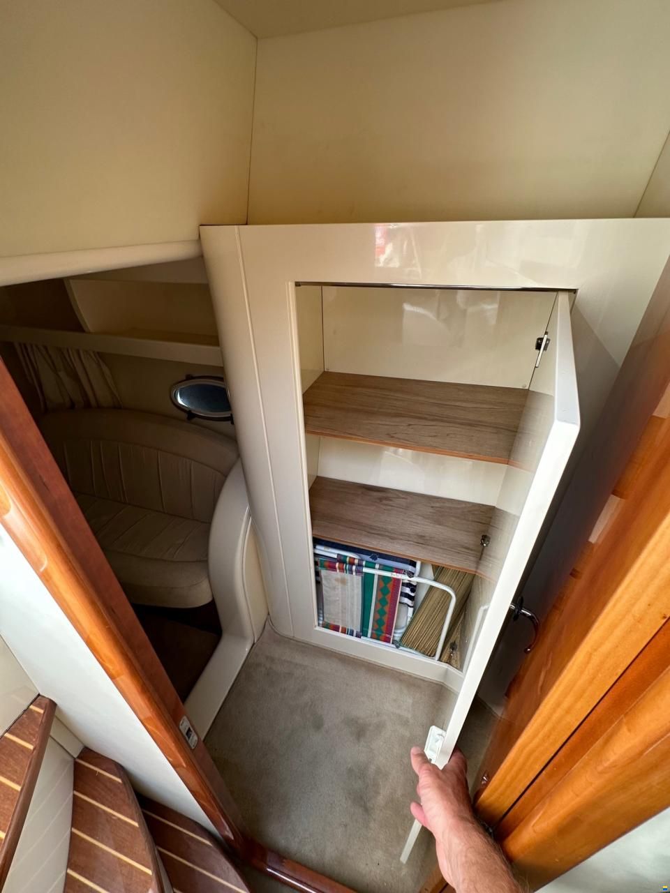 Sessa OYSTER 40