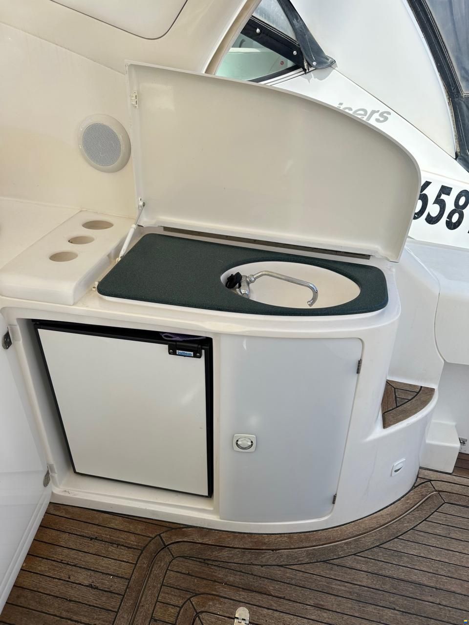 Sessa OYSTER 40
