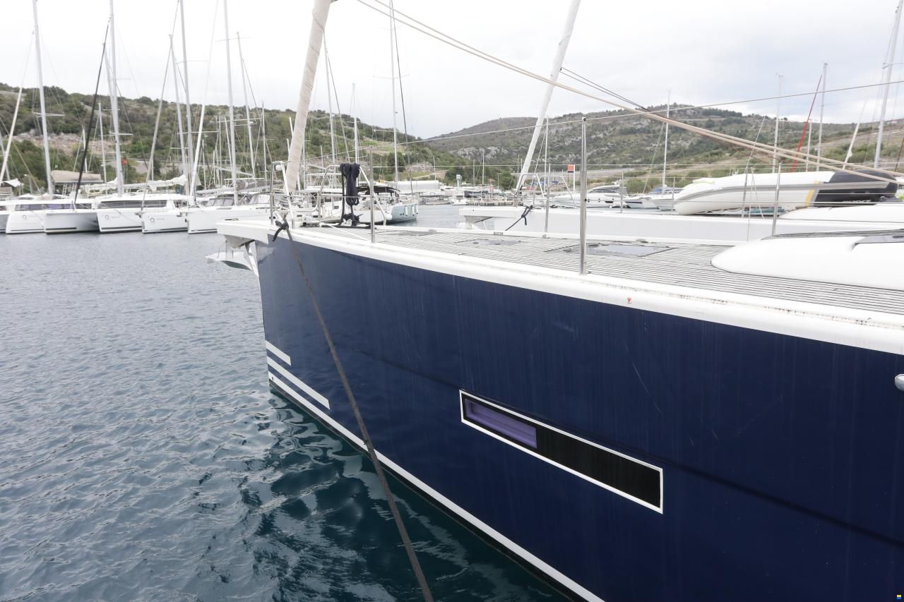 Dufour 56 Exclusive