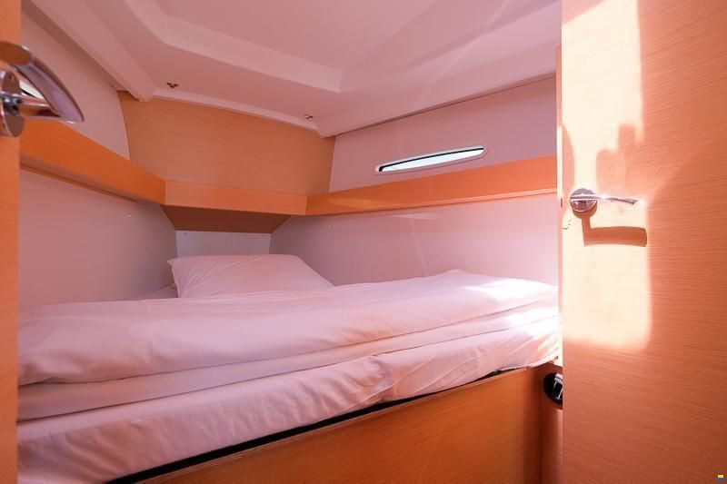 Beneteau First 35