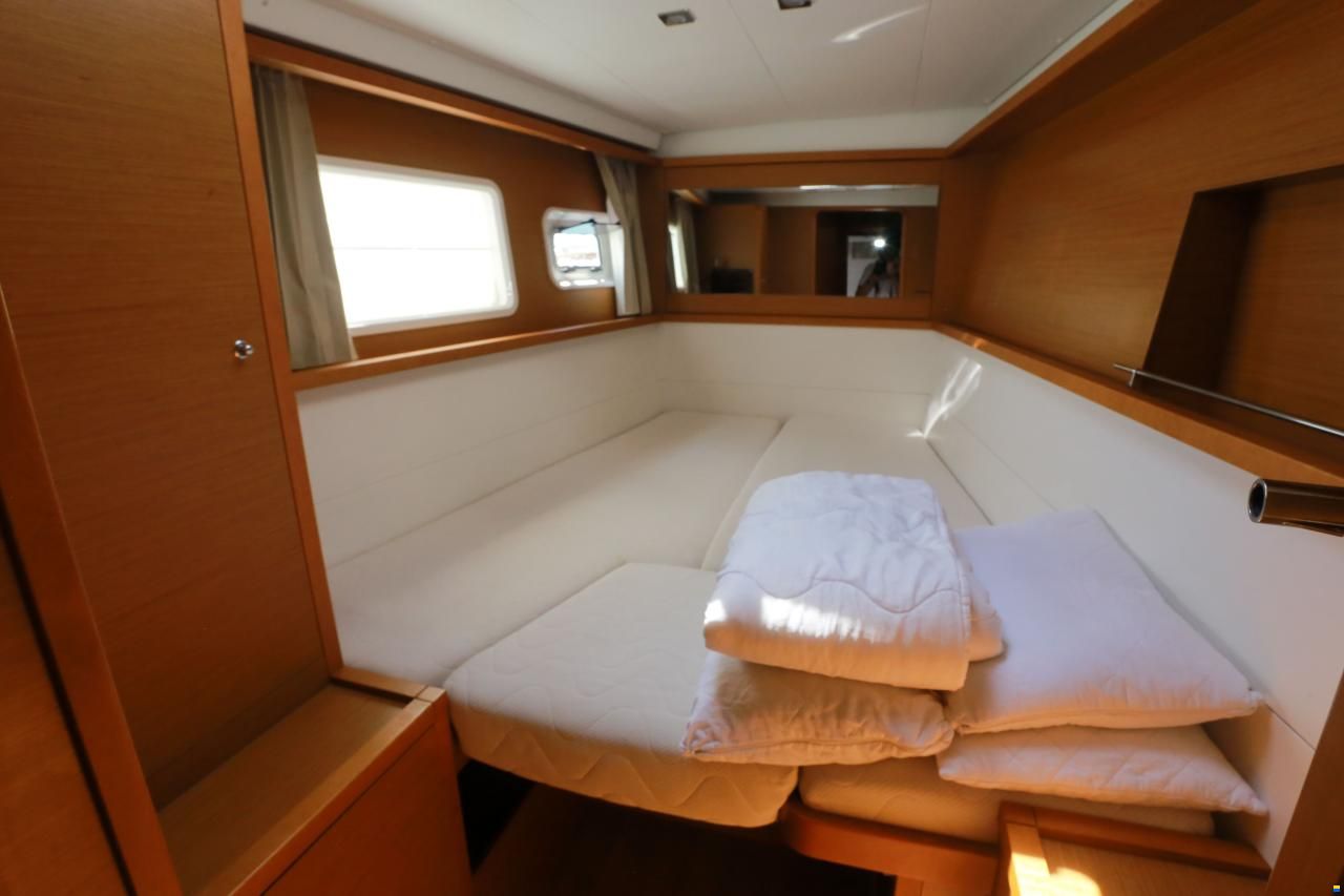 Lagoon 450