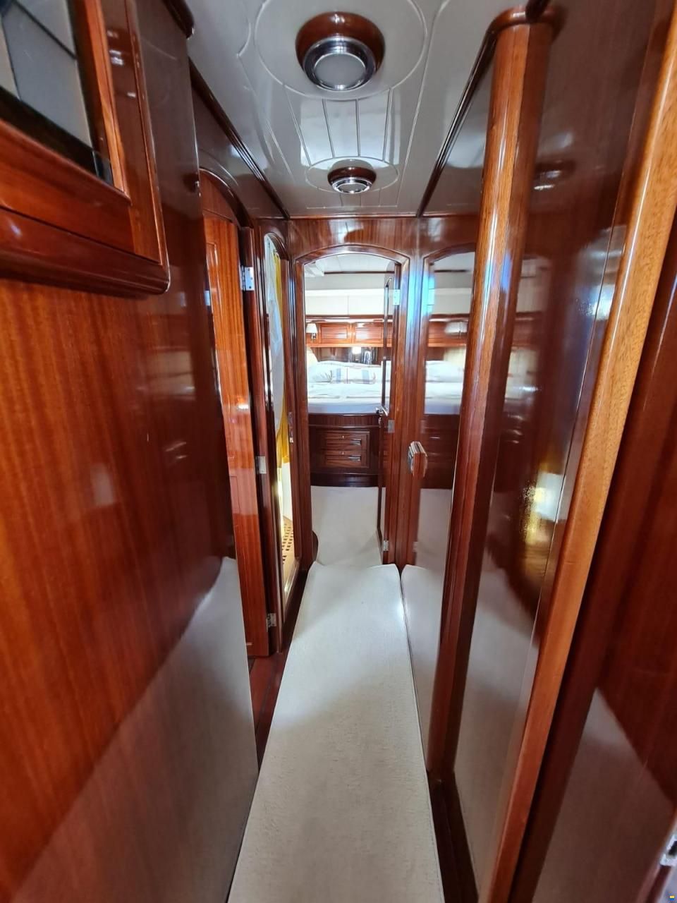 Egemar Liberty 48