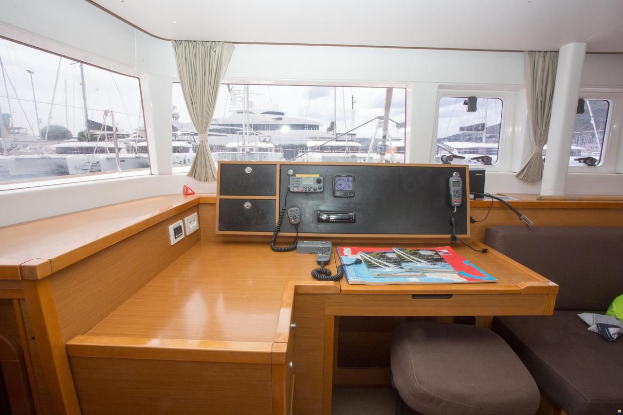 Lagoon 450