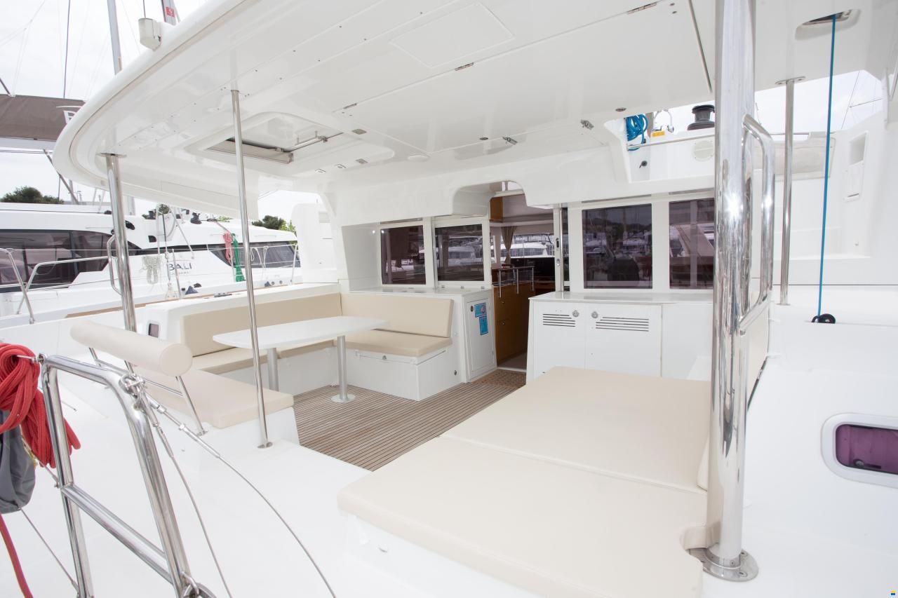 Lagoon 450