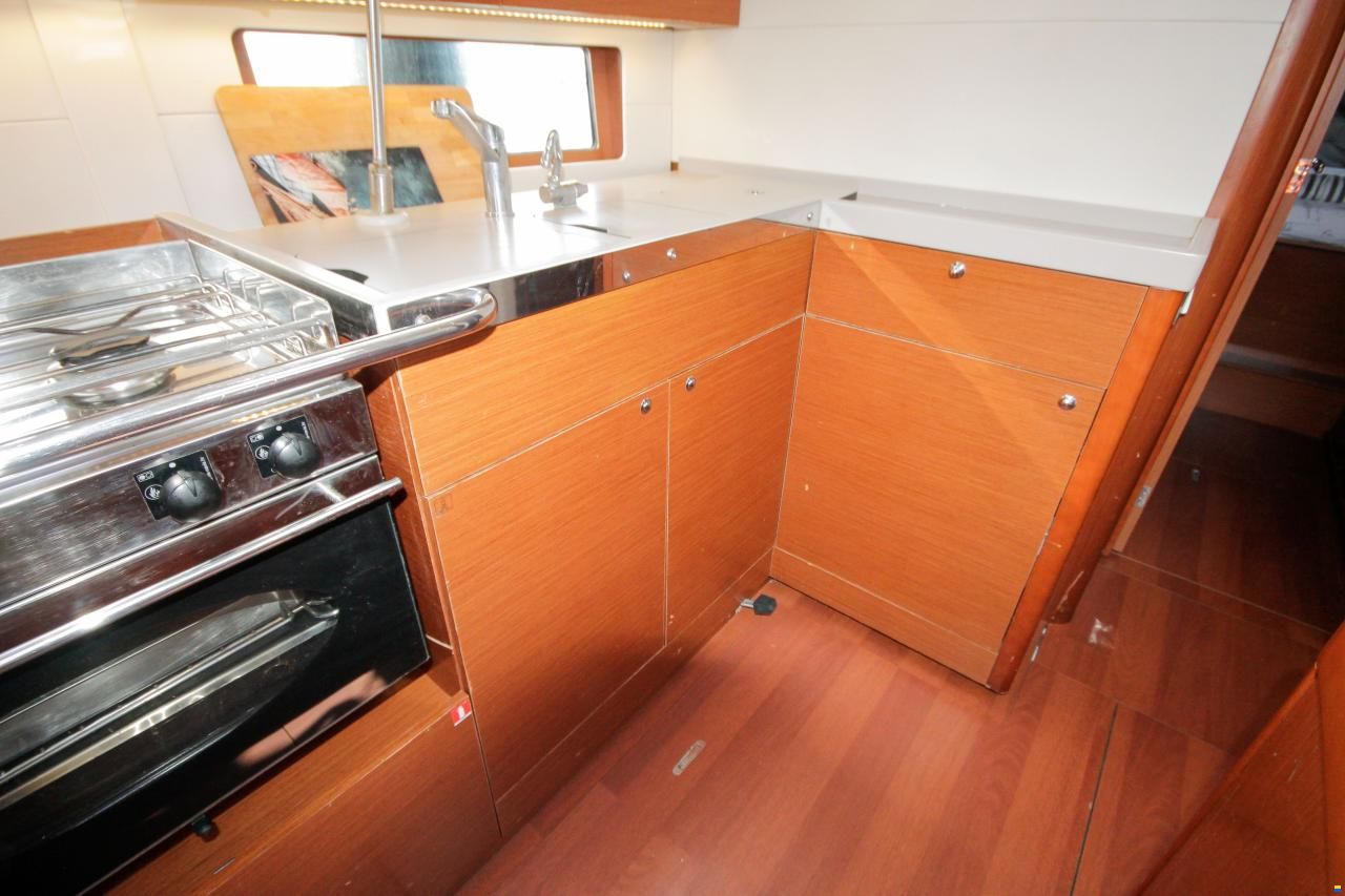 Beneteau Oceanis 46.1