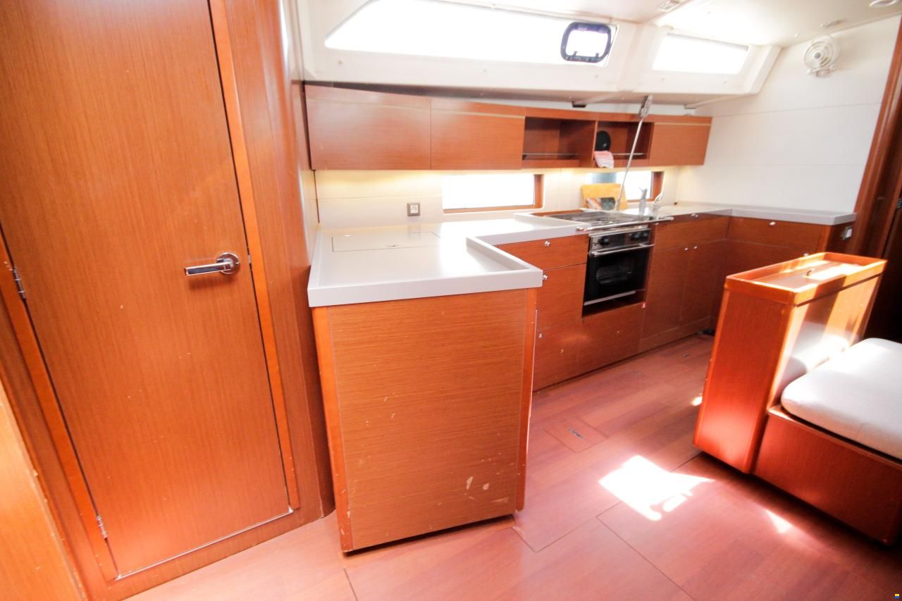 Beneteau Oceanis 46.1