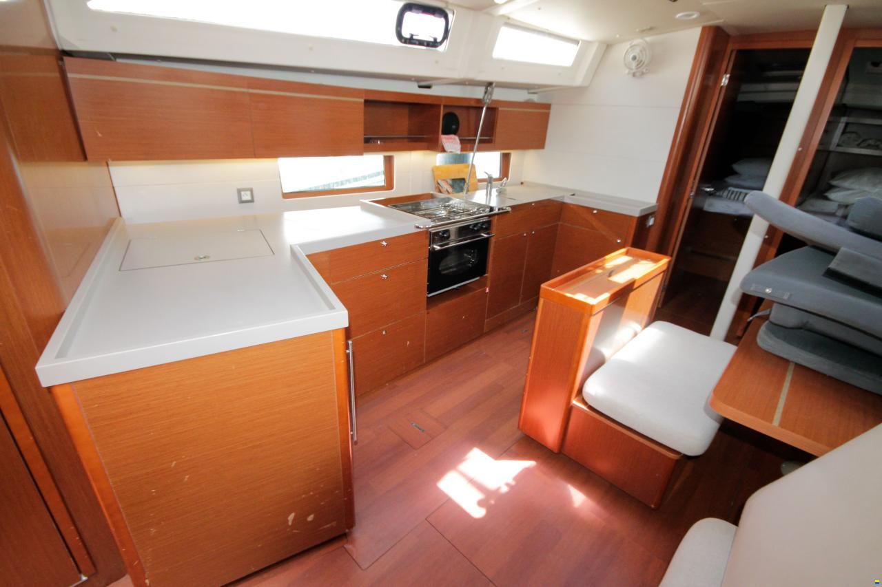 Beneteau Oceanis 46.1