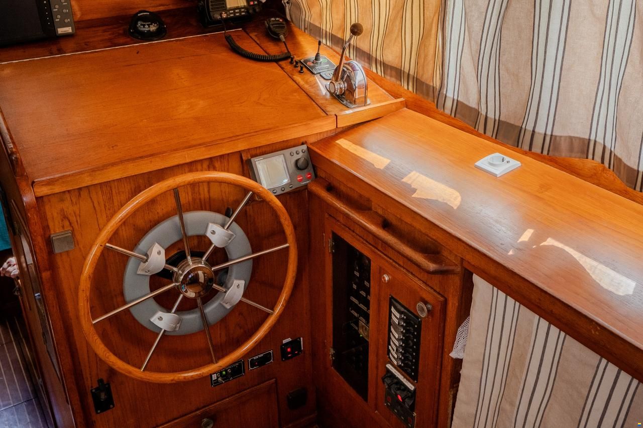 Nauticat 43