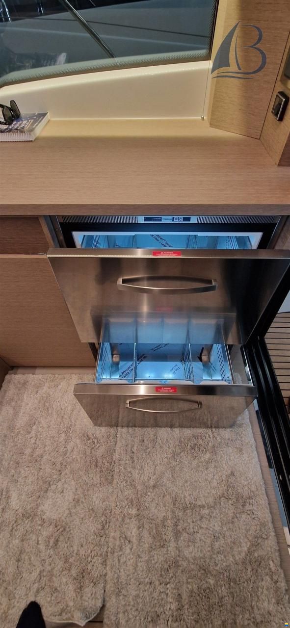 Prestige 420 Fly