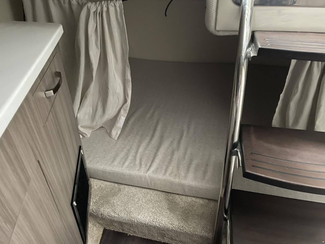 Regal 26 Express