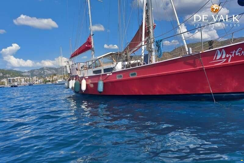 Suncoast 48