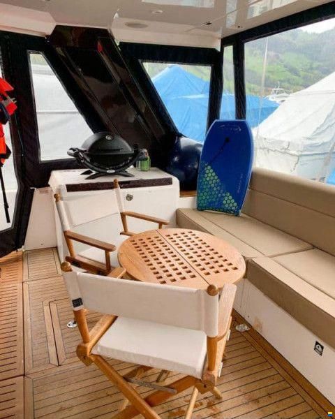 Sealine F 48