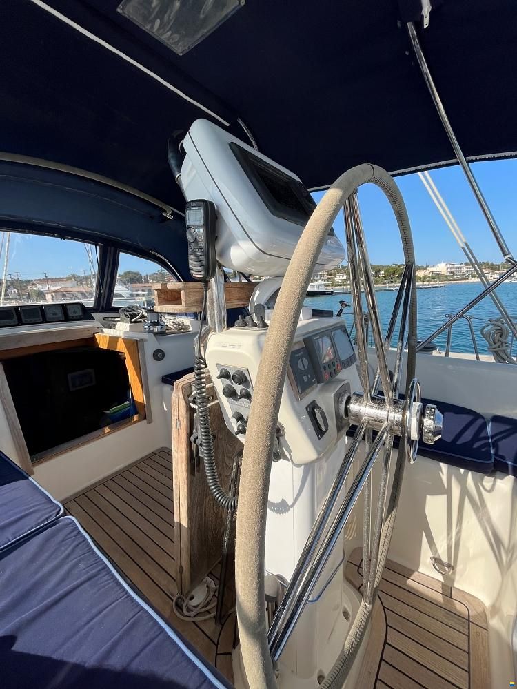 Oyster 485