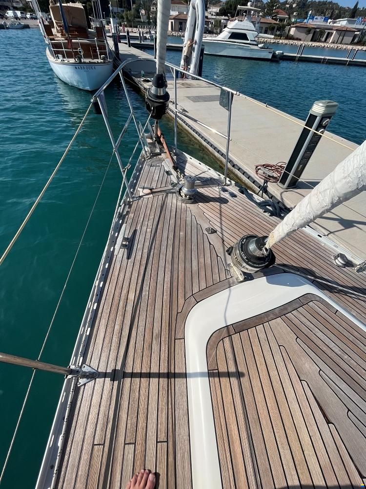 Oyster 485