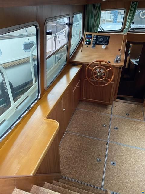 Linssen Dutch Sturdy 320 AC