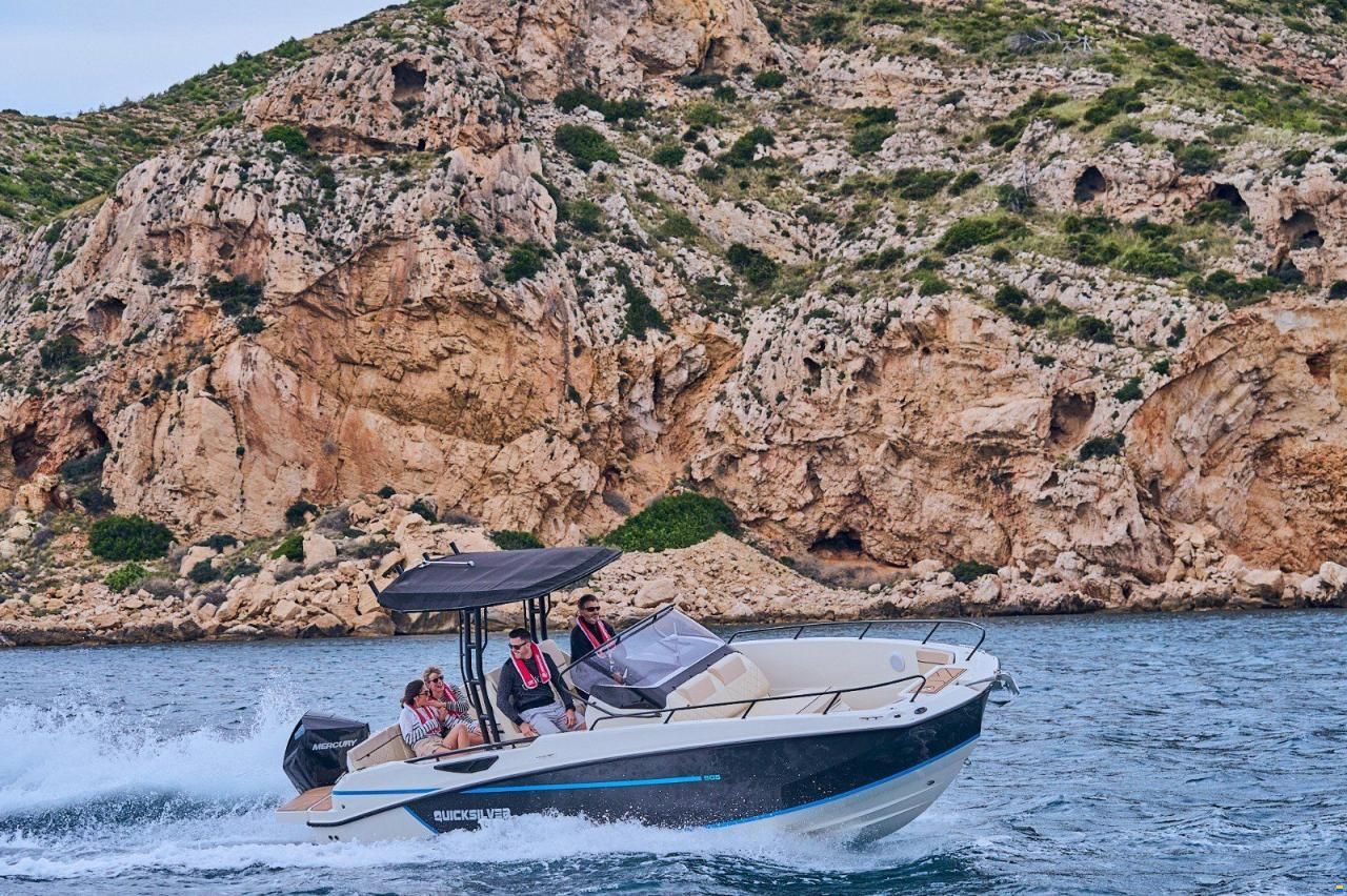 Quicksilver 805 OPEN
