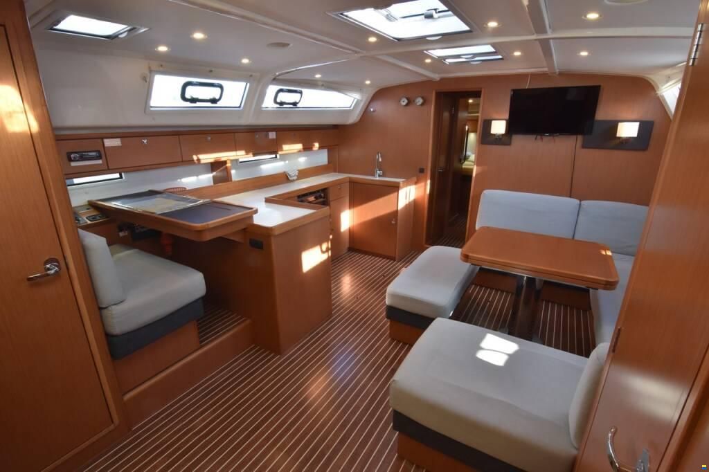 Bavaria Cruiser 51