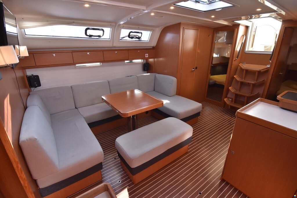 Bavaria Cruiser 51