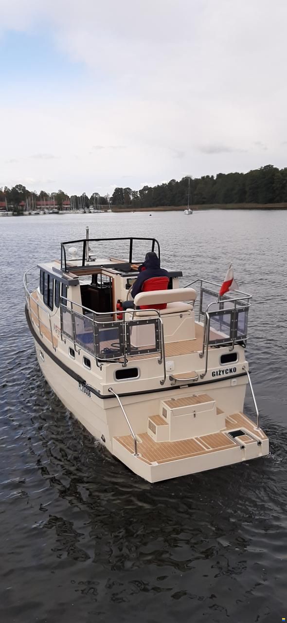 Mazuria Marim 808
