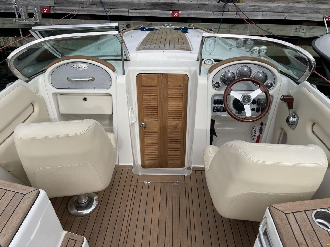 Chris Craft Corsair 25 Heritage Edition