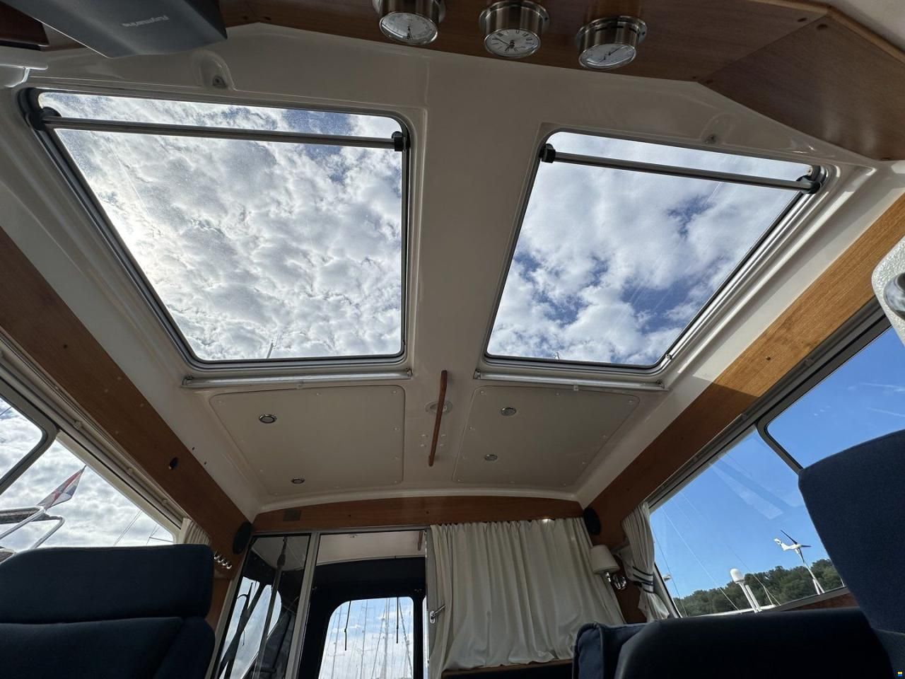 NIMBUS BOATS NIMBUS 380 COUPE