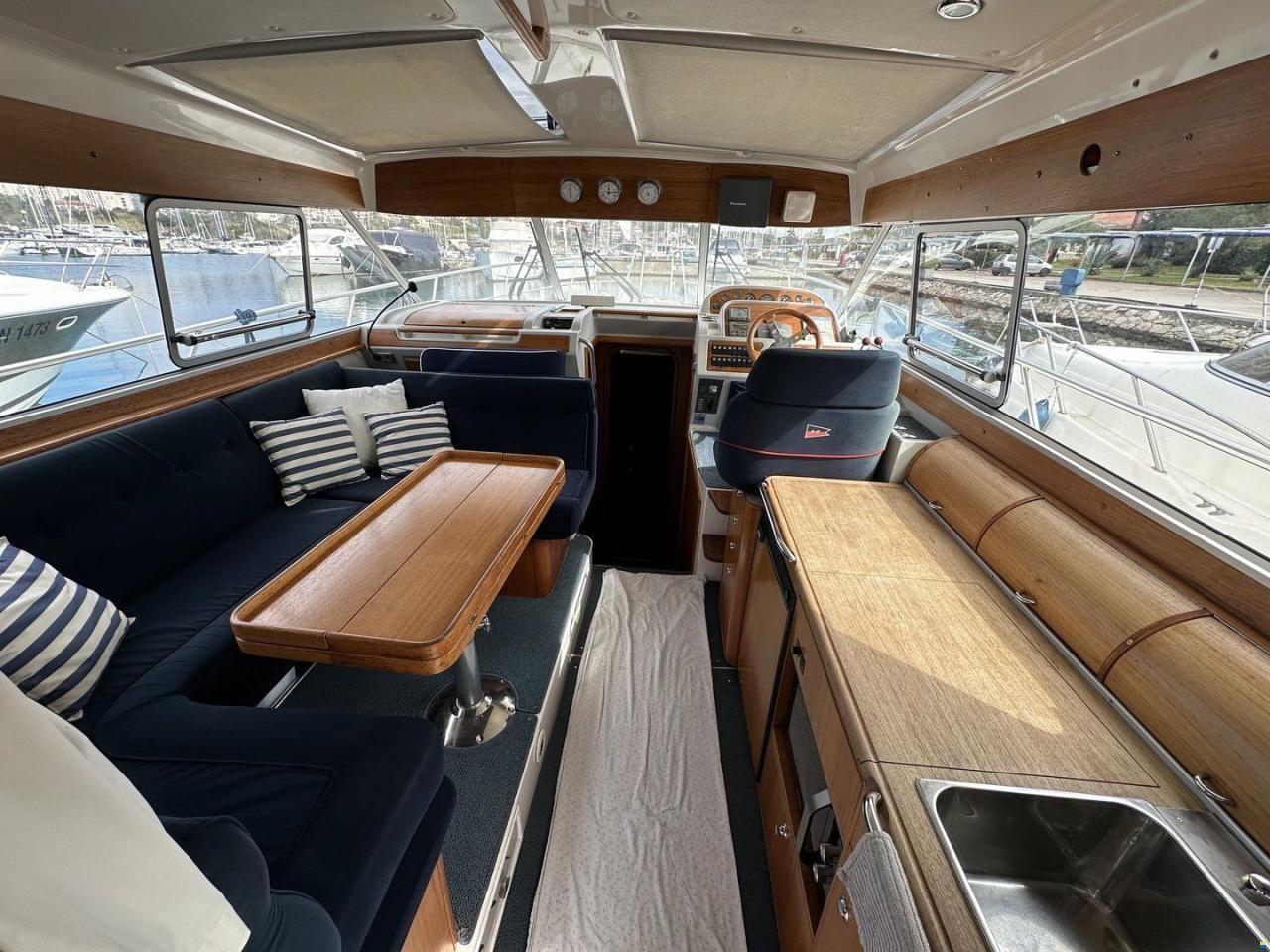 NIMBUS BOATS NIMBUS 380 COUPE