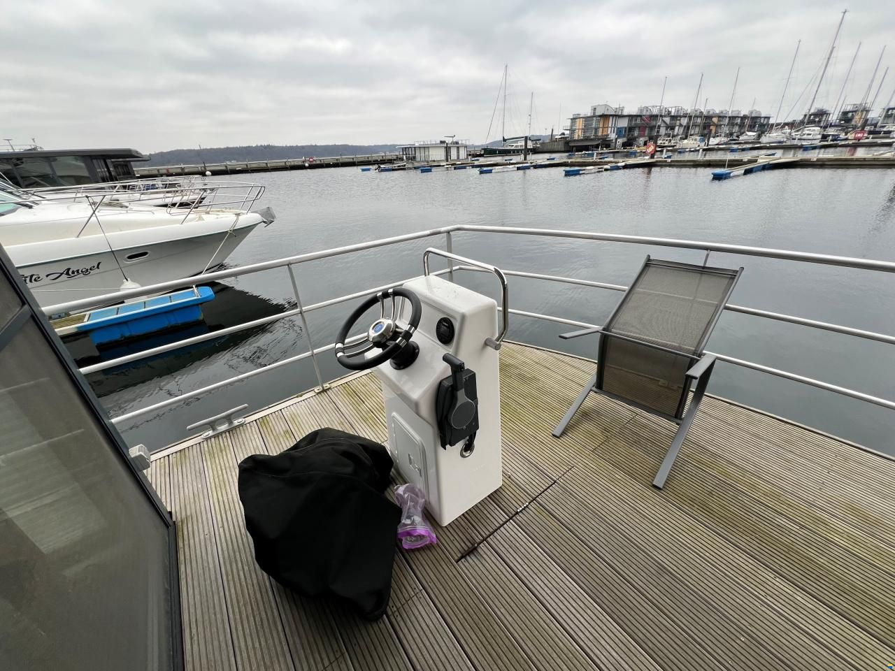 Hausboot Floting Home 44