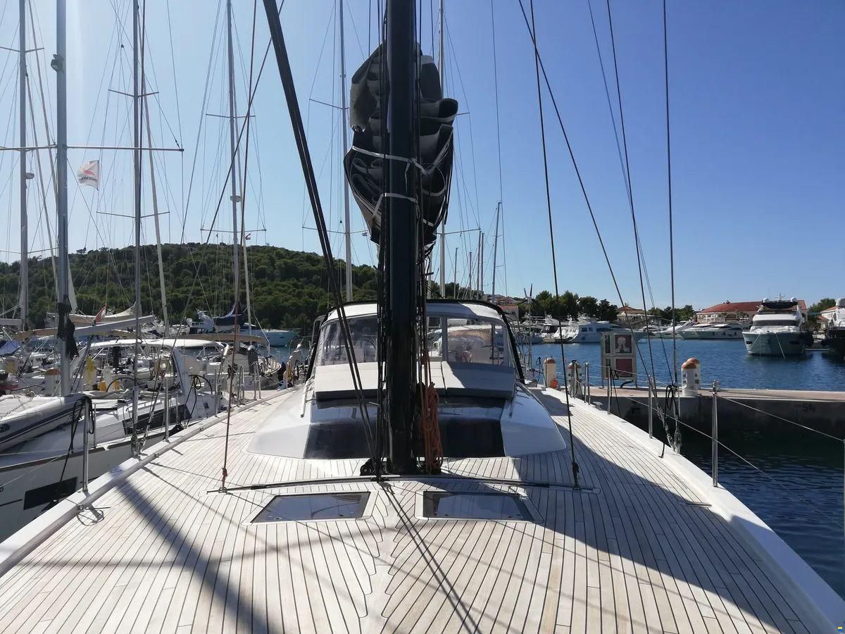 Dufour 63 Exclusive