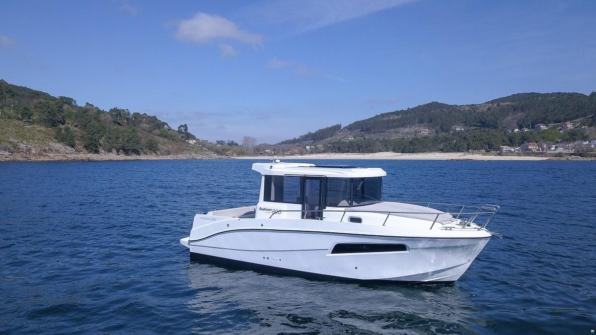 Rodman 890 Ventura HT