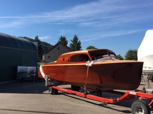 Swiss Craft Sedan Expresse-Cruiser