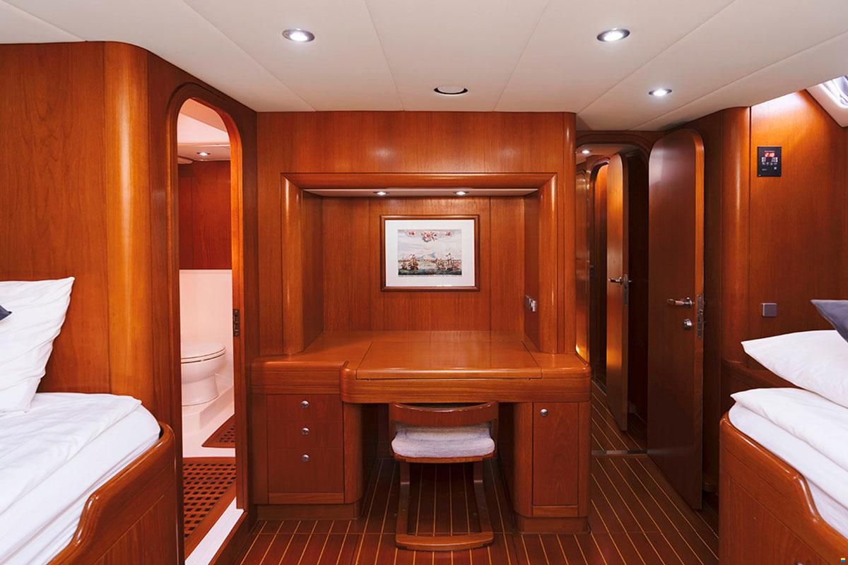 Nautors Swan 70
