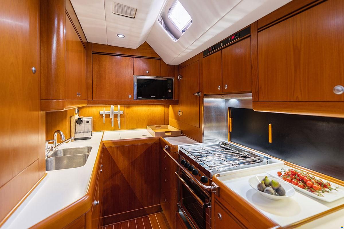 Nautors Swan 70