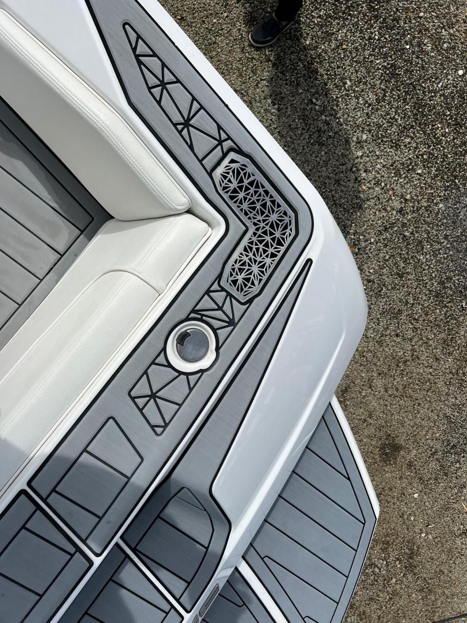 Correct Craft Nautique 200