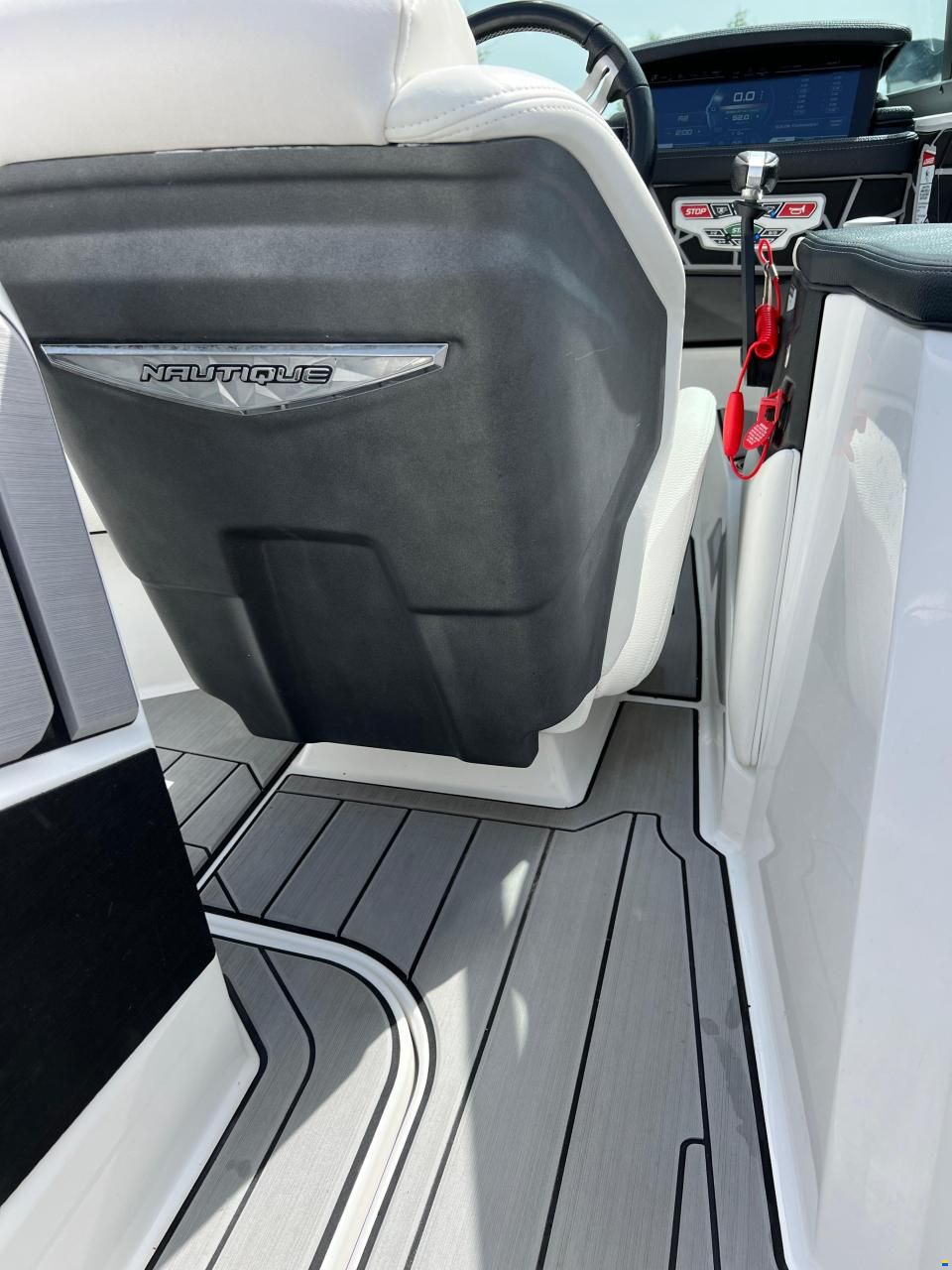 Correct Craft Nautique 200
