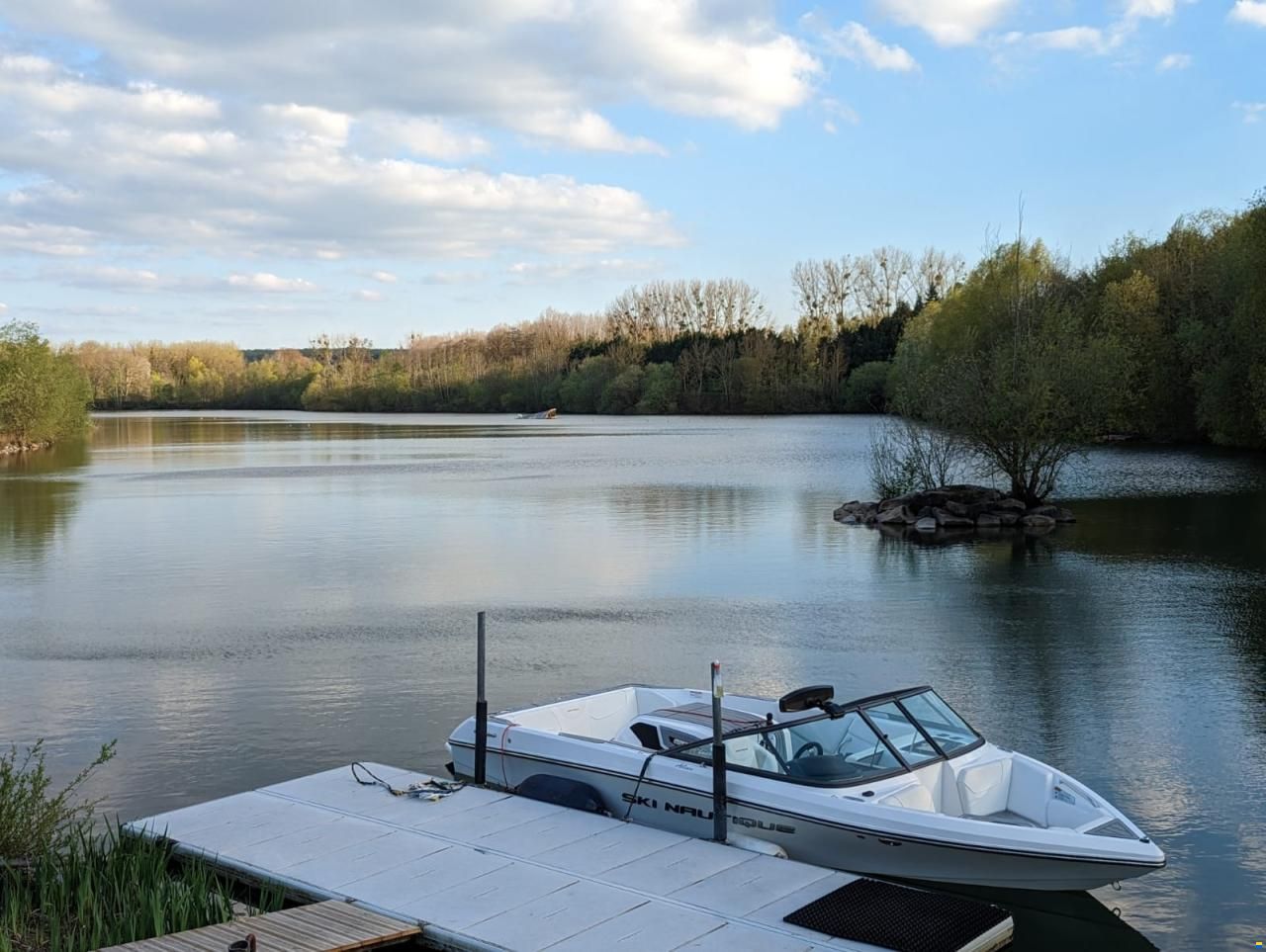 Correct Craft Nautique 200