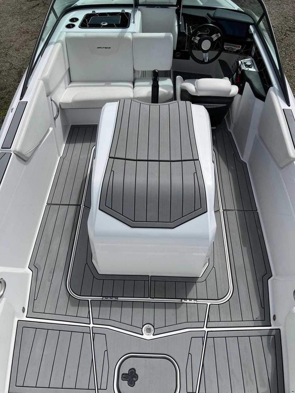 Correct Craft Nautique 200