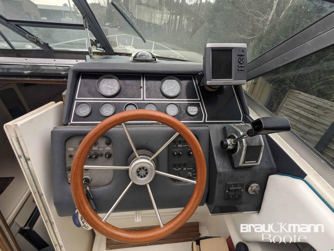 Sea Ray 270 Weekender
