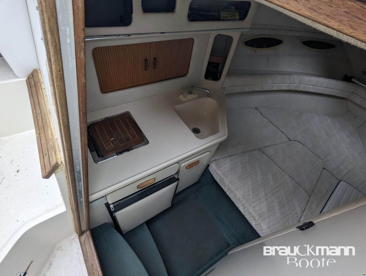 Sea Ray 270 Weekender