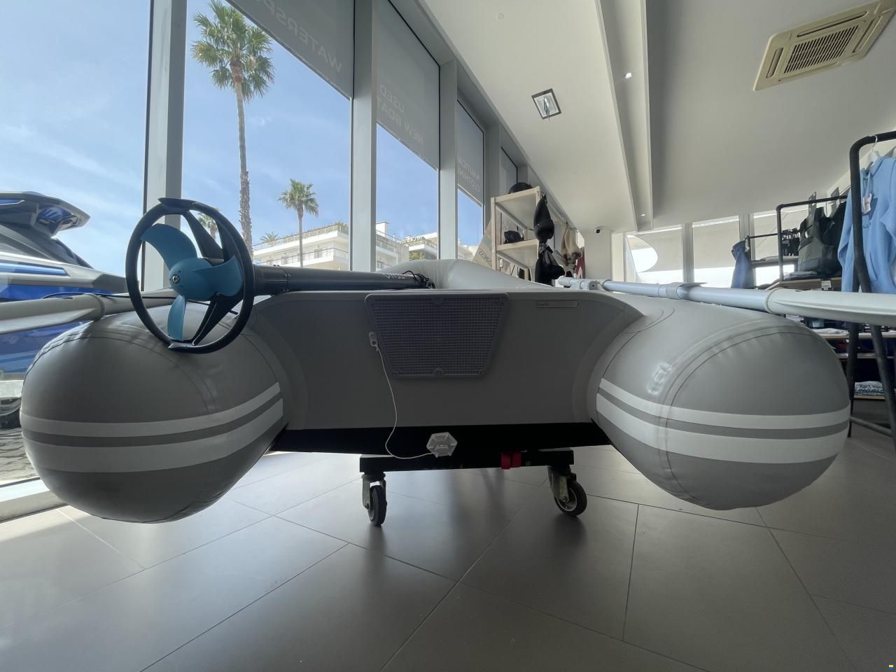 3D Tender WORLD TRAVEL 200