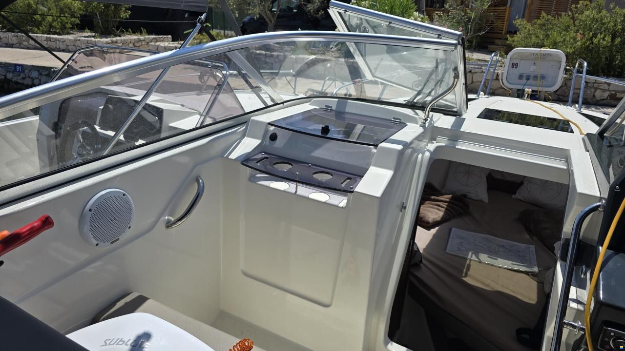 Quicksilver 805 Cruiser