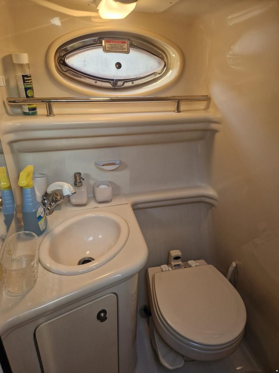 Sea Ray SUNDANCER 275