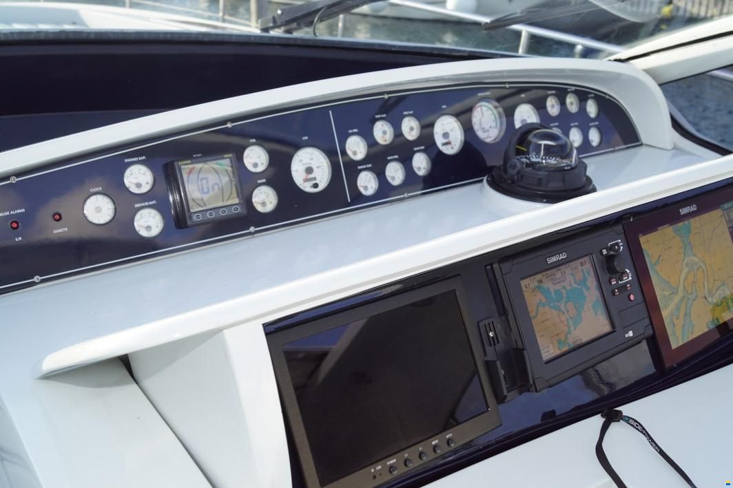 Pershing 54
