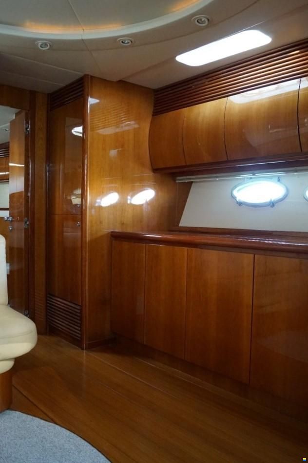 Pershing 54