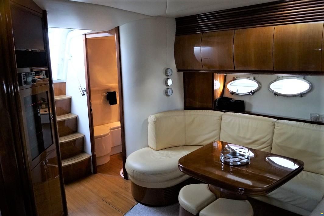 Pershing 54