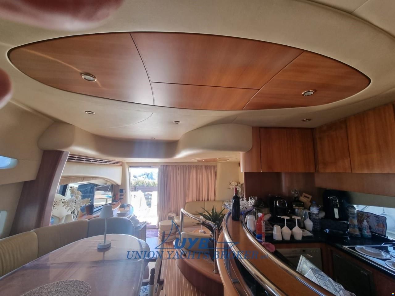 Azimut 62